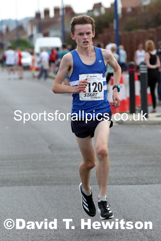Mens under-17s 2021 Northern 6 and 4 Stage and Young Athletes Road Relays, Redcar. Photo: David T. Hewitson/Sports for All Pics